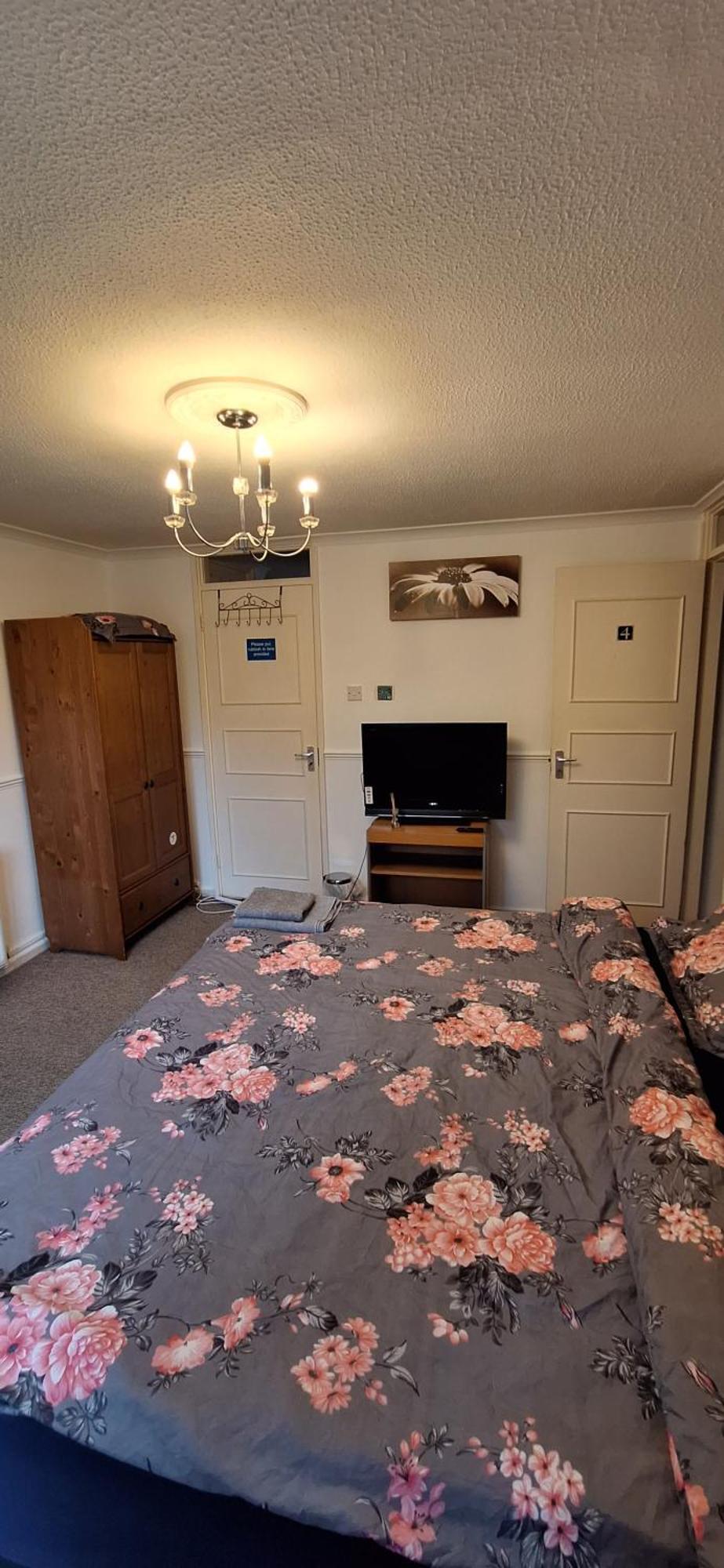 Spacious And Serene Stay Near Milton Keynes Centre Willen 客房 照片